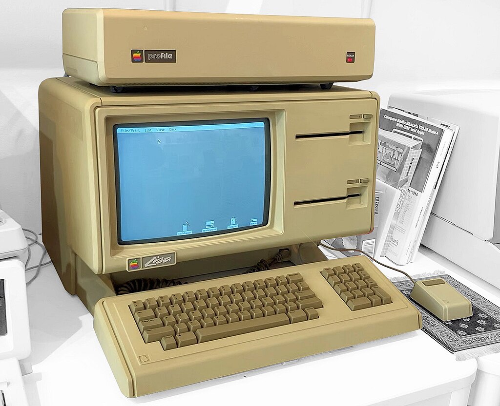 Apple’s Lisa-1 Computer, released in 19 January 1973, photo by Timothy Colegrove   CC-BY-SA